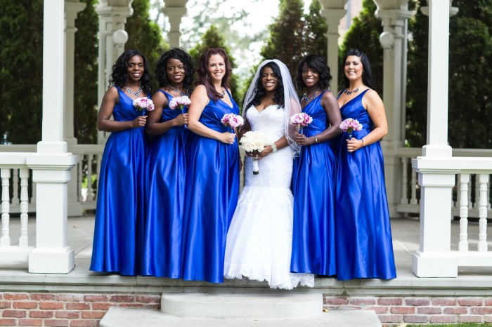 Wedding dress with royal blue color