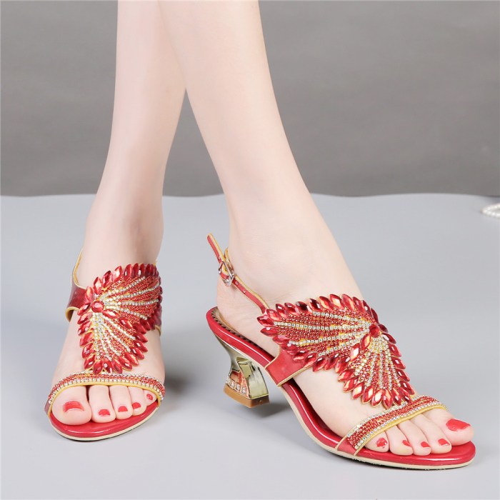 Comfortable dress sandals for wedding