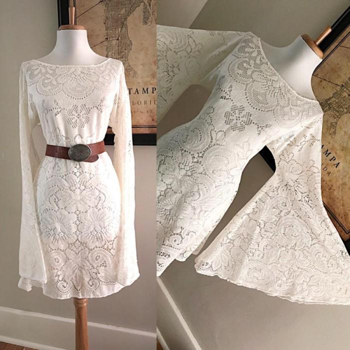 Cream lace wedding dress