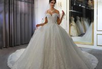 Wedding dress princess style