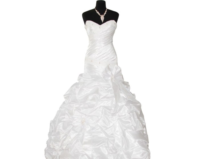 Where can you sell used wedding dresses